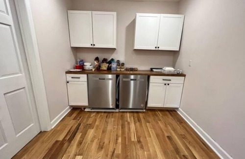 Fries Apartment | Riverside Refuge at The Washington Inn 4