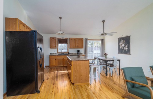 East Grand Forks House | Riverside Retreat - Greenway Escape with 4 bedrooms and 2 bathrooms