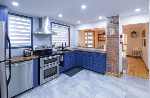 Port Sydney Cottage | Riverview Cottage With A Beautiful Riverview