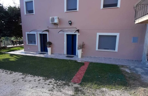 Colà Di Lazise Apartment | RiverView - Family Suite