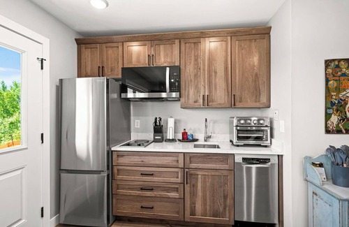 Duluth House | RiverWest Kayak View -Brand New -Dog Friendly