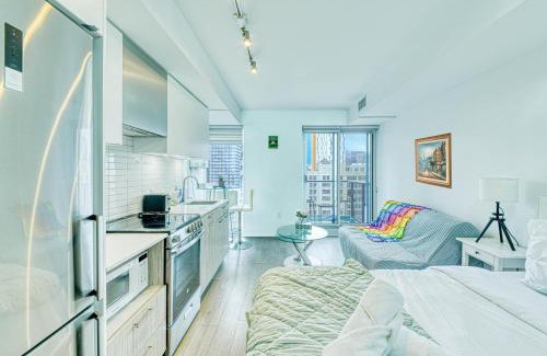Garden District Apartment | RivetStays - The Jarvis