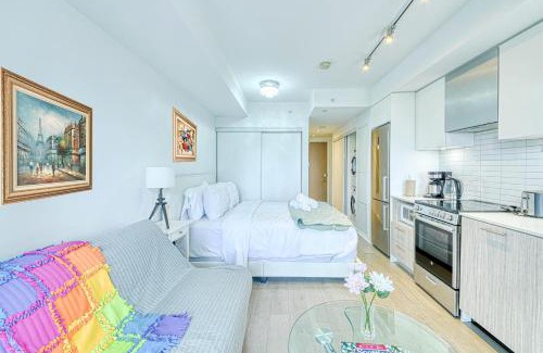 Garden District Apartment | RivetStays - The Jarvis