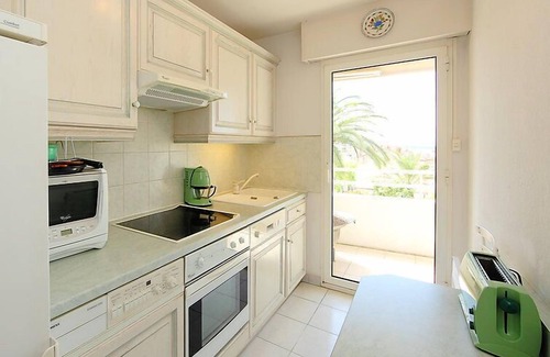 Cannes City Centre Apartment | Riviera Park by Interhome