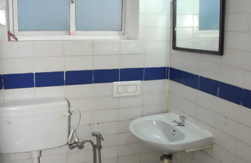 Ooty Hotel | RK White Castle