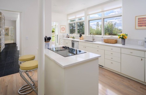 Wilson House | RMR: Soaring Summits Modern Home with Mtn Views