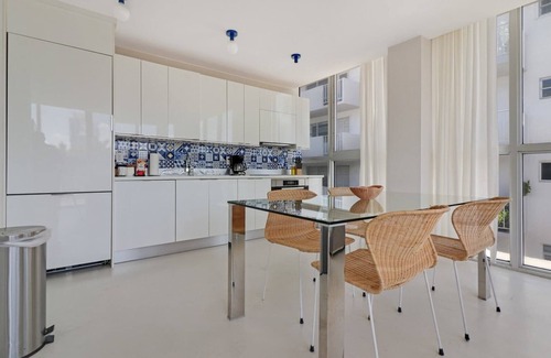 South Pointe Apartment | Roami at 250 Collins | 3 Bed Combo | Pool #30