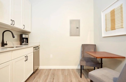 Central Business District Apartment | Roami at Canal Quarters | Studio #14