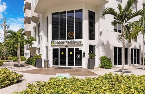 Brickell Apartment | Roami at Habitat Brickell