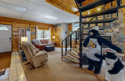 St Germain House | Roaming Deer Cottage