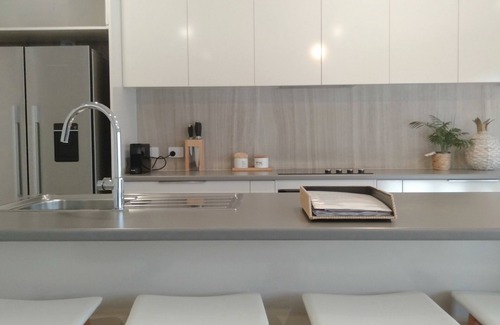 Waterhouse Apartment | Robe Marina Waters Edge View Apartment