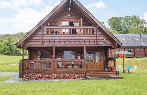 Llanbedr House | ROBIN LODGE, family friendly, character holiday cottage in Llanbedr