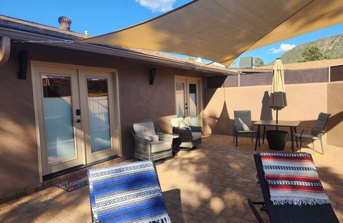 Oak Creek House | Robin's Red Rock Getaway Suite B