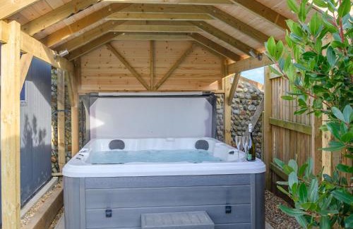 Bacton House | Robins Rest