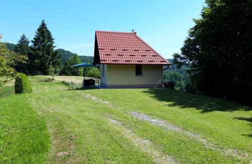 Varazdin Ski Chalet | Robinson "Mountain getaway" for Rest and Recreation sorrounded by Nature-PET FRIENDLY