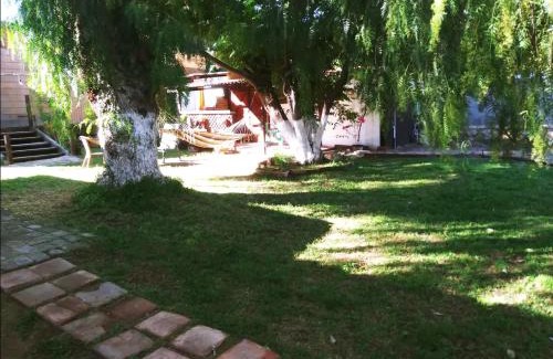 Valle de Guadalupe Bed & Breakfast | Roca Jardin Chalet
