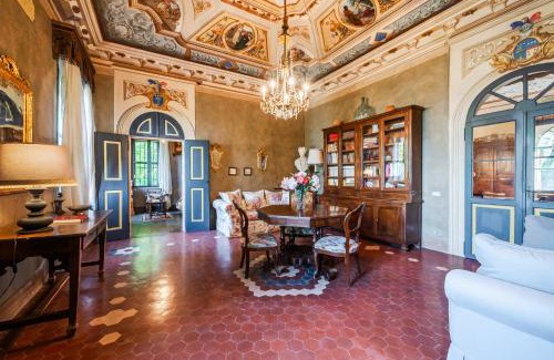 Sassuolo Villa | Rocchetta Cionini - a Castle overlooking the Motor Valley