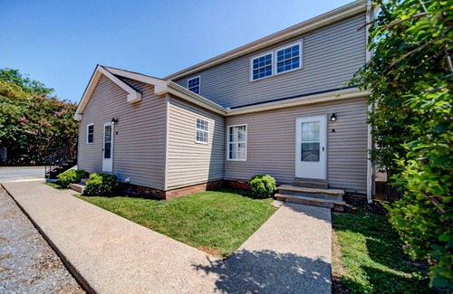 Murfreesboro Apartment | Rock and Roll Residence - short drive to Music City at 1/3 the Price!