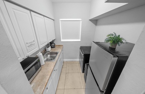 South Beach House | Rock Apartments by Lowkl