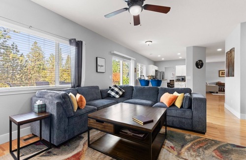 Southern Crossing House | Rock Bluff | South West Bend | pet (dog) friendly