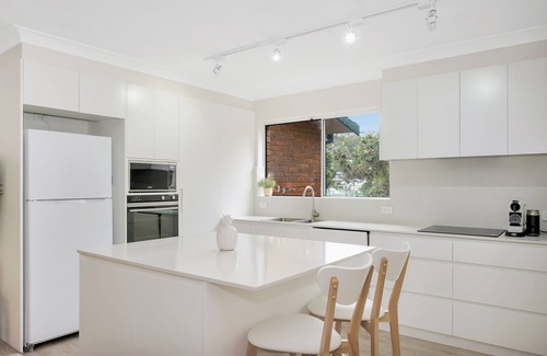 Avoca Beach Apartment | Rock Pool Retreat