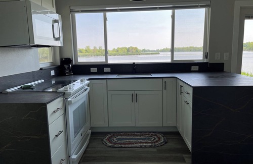 Horicon House | Rock River Retreat Boathouse Bungalow.Relax, Refresh, and Enjoy this Zen Den