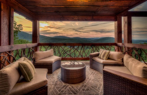 Blue Ridge Cottage | Rocknview Lodge by Escape to Blue Ridge