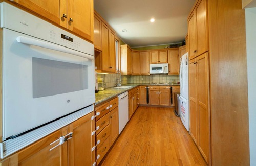 Angelino Heights House | Rockwellian Craftsman in one of LA's best neighborhoods!