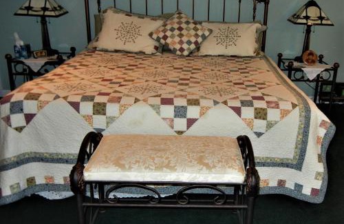Thompson Falls Bed & Breakfast | Rocky Point Ranch, Montana