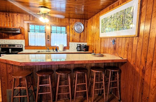 Lake Catherine Cabin | Roddy's Roost Lakefront Cabin - Hot Springs ARn