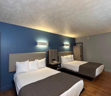 Emporia Hotel | Rodeway Inn Emporia