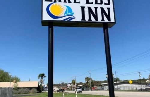 Kingsland Hotel | Rodeway Inn Kingsland - Lake LBJ