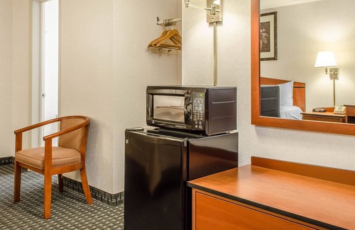 State College Hotel | Rodeway Inn State College - near University
