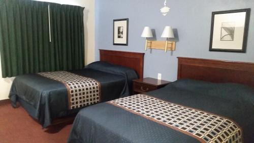 Blythe Hotel | Rodeway Inn & Suites Blythe I-10