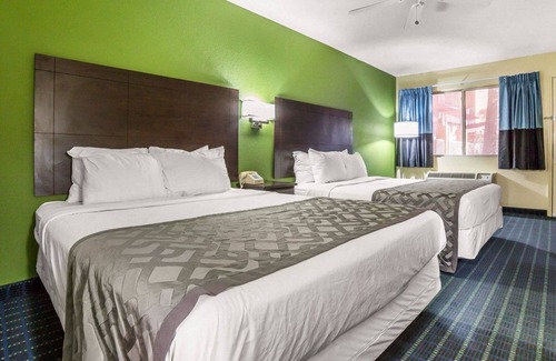 Needles Hotel | Rodeway Inn & Suites