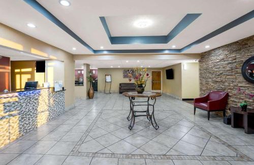 Brandon Hotel | Rodeway Inn