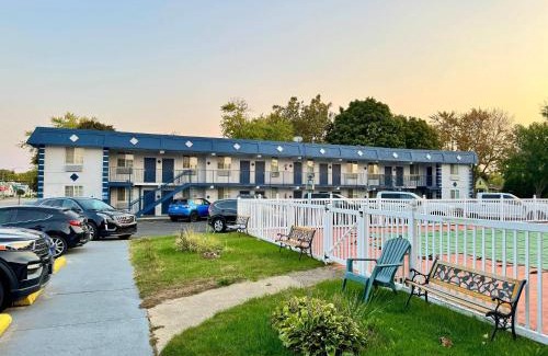 Saint Joseph Hotel | Rodeway Inn