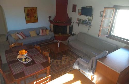 Leonidio House | Rodomelo House - 3 Bedrooms