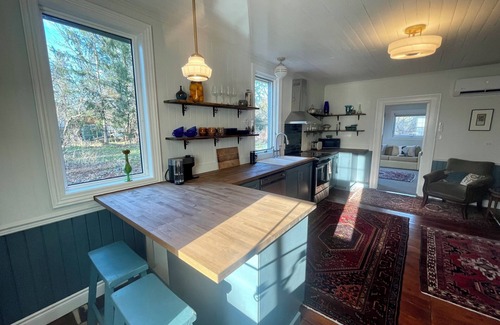 Stone Mills House | Rogue's Hollow Retreat