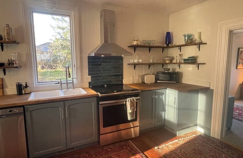 Stone Mills House | Rogue's Hollow Retreat