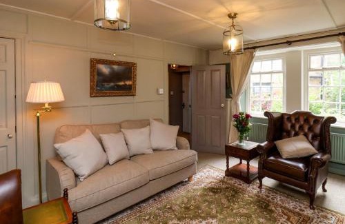 Robin Hood's Bay House | Rokeby House
