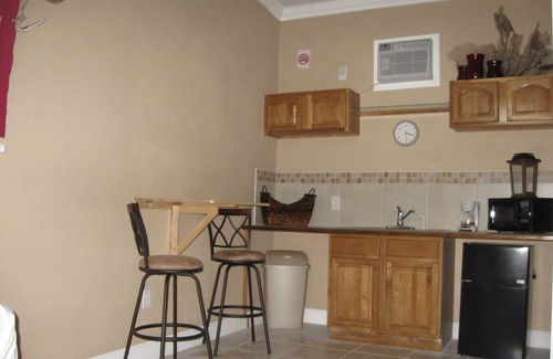 Andros Town Cottage | Rolle's Place Cabanas/Fresh Creek Property on Andros! WIFI/Cable/Kitchen/AC