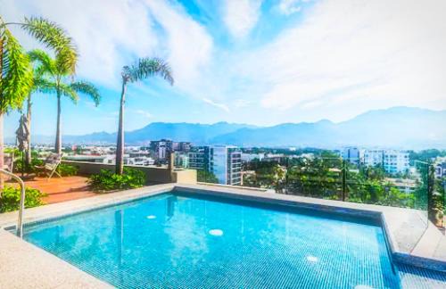 Diaz Ordaz Apartment | Roma Encore 2BD with Terrace in Beautiful Versalles