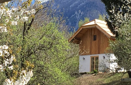 Sankt Margareten im Rosental House | Romantic chalet with a large garden and a dream view of the Draufelsen.