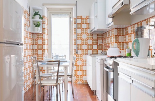 Monteverde Apartment | Roman Style II near San Pietro - 10 minutes from Vatican and St Peter's Basilica