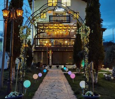 Moieciu Villa | Romanita Holiday Club