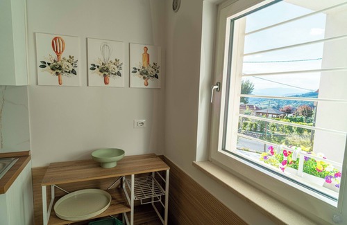 Chiusano di San Domenico Villa | Romantic Villa with Woodland on the Wine Route