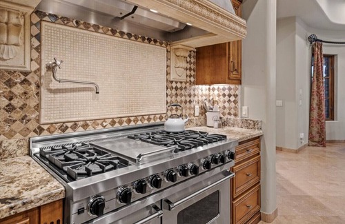 Canyon Ridge Estates Villa | Romantic 4BR Hacienda | Pool, Spa | Close to Town