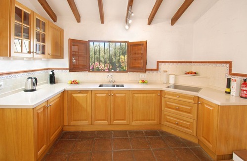 Comares Villa | Romantic and private hide away with pool in Andalusia.