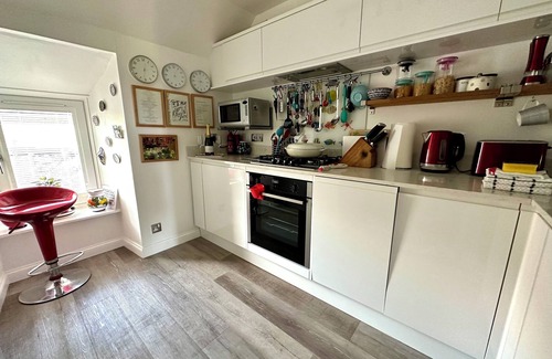 Pittenweem Cottage | Romantic Boutique Bolthole In Pittenweem Near St Andrews. Small dogs welcome.